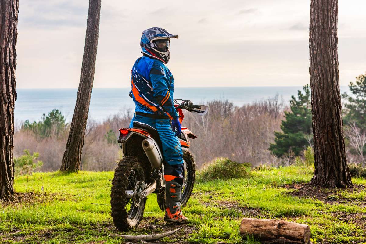 Escabullirse para ver Intacto Trajes de Motocross: Consejos para Elegir el Mejor